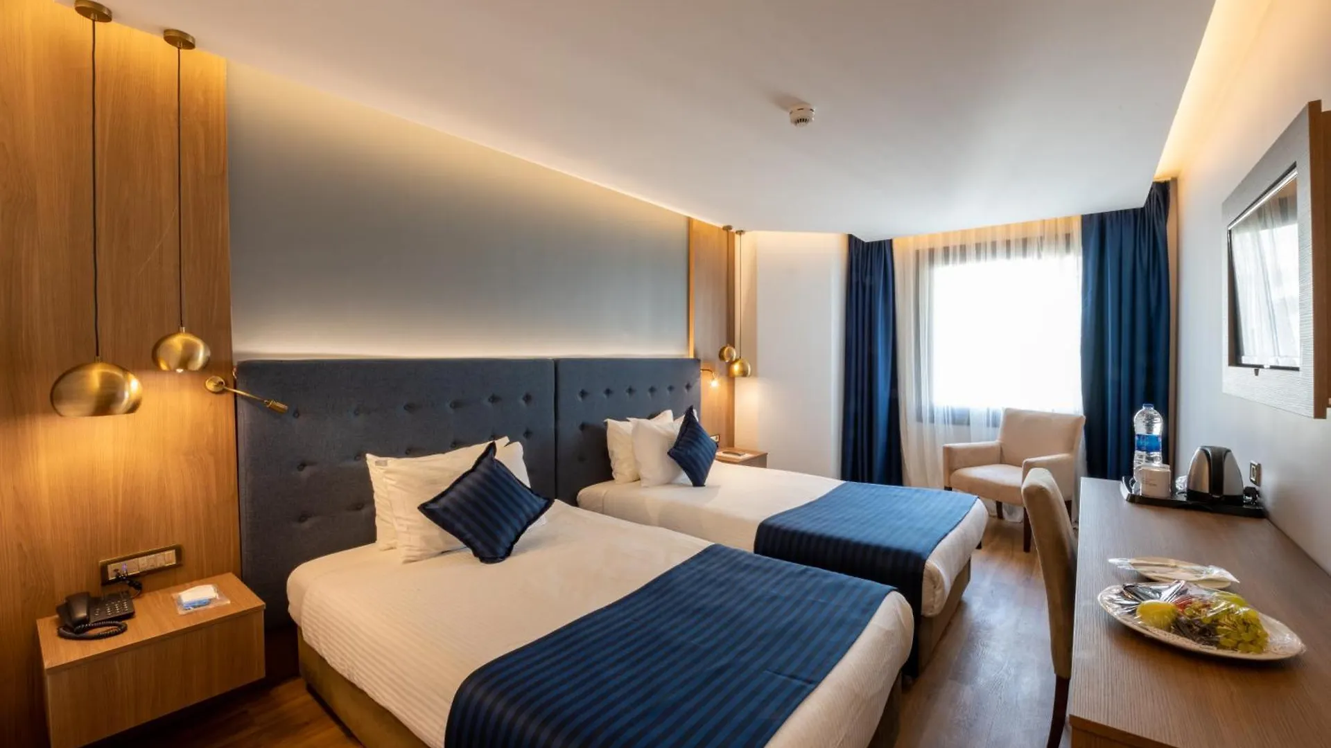 Istanbul Taksim Crystal Hotel & Spa