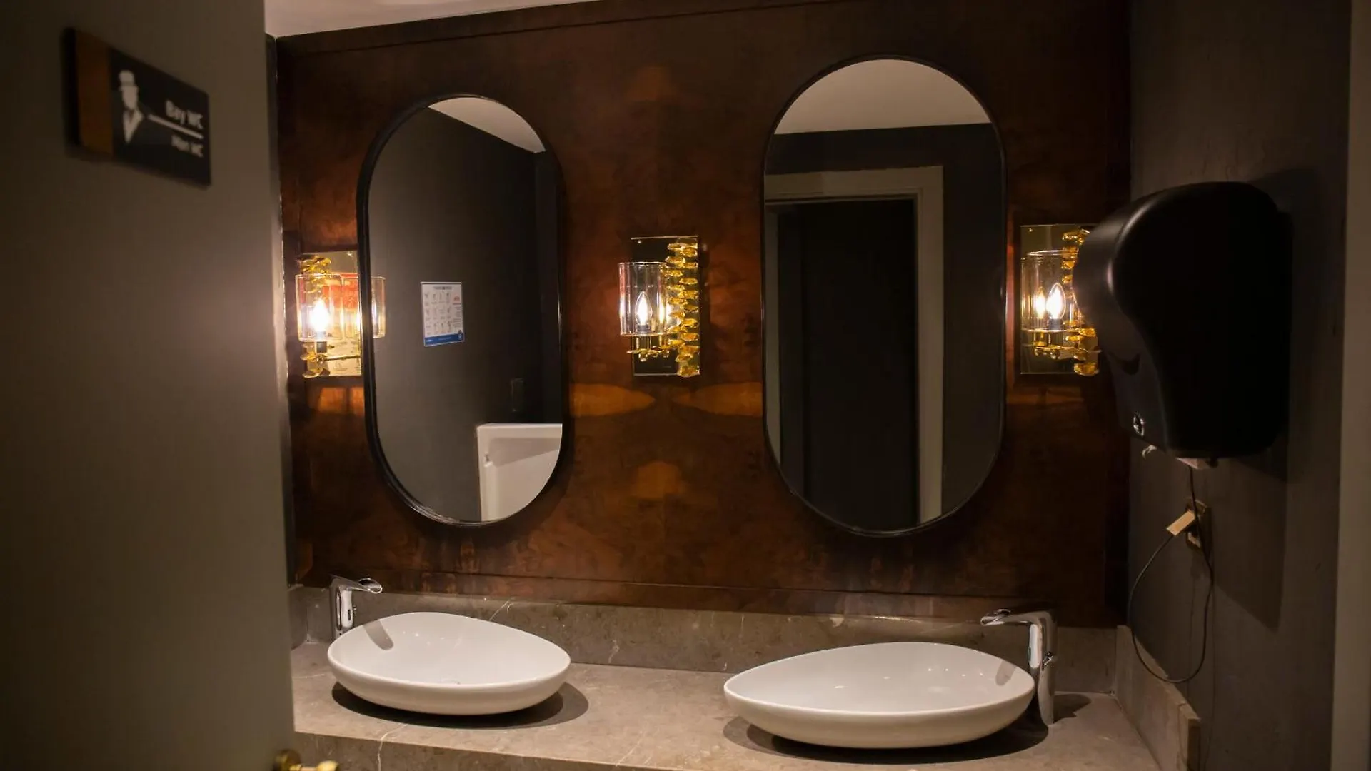 Istanbul Taksim Crystal Hotel & Spa 4*,  Turkey