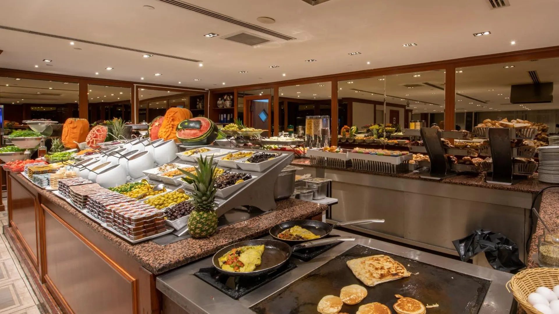 Istanbul Taksim Crystal Hotel & Spa